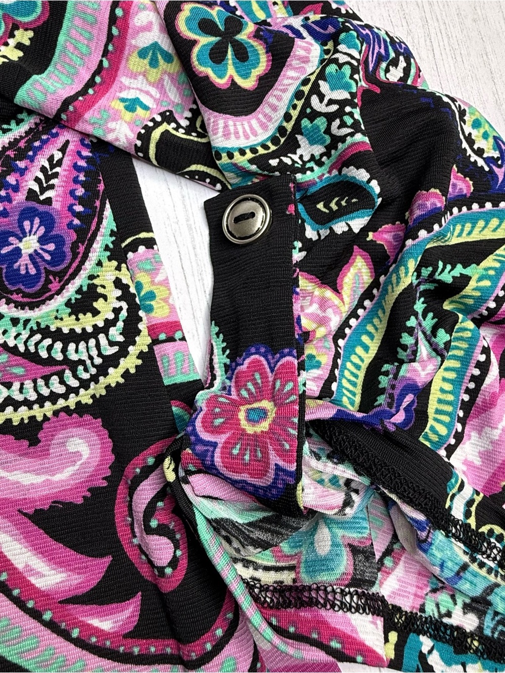 Dear Scarlett Lizzy Top NWT Colorful Paisley Floral Boho Blouse Medium - Picture 5 of 10